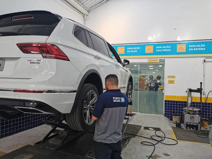 Veículo em atendimento na Batiscar